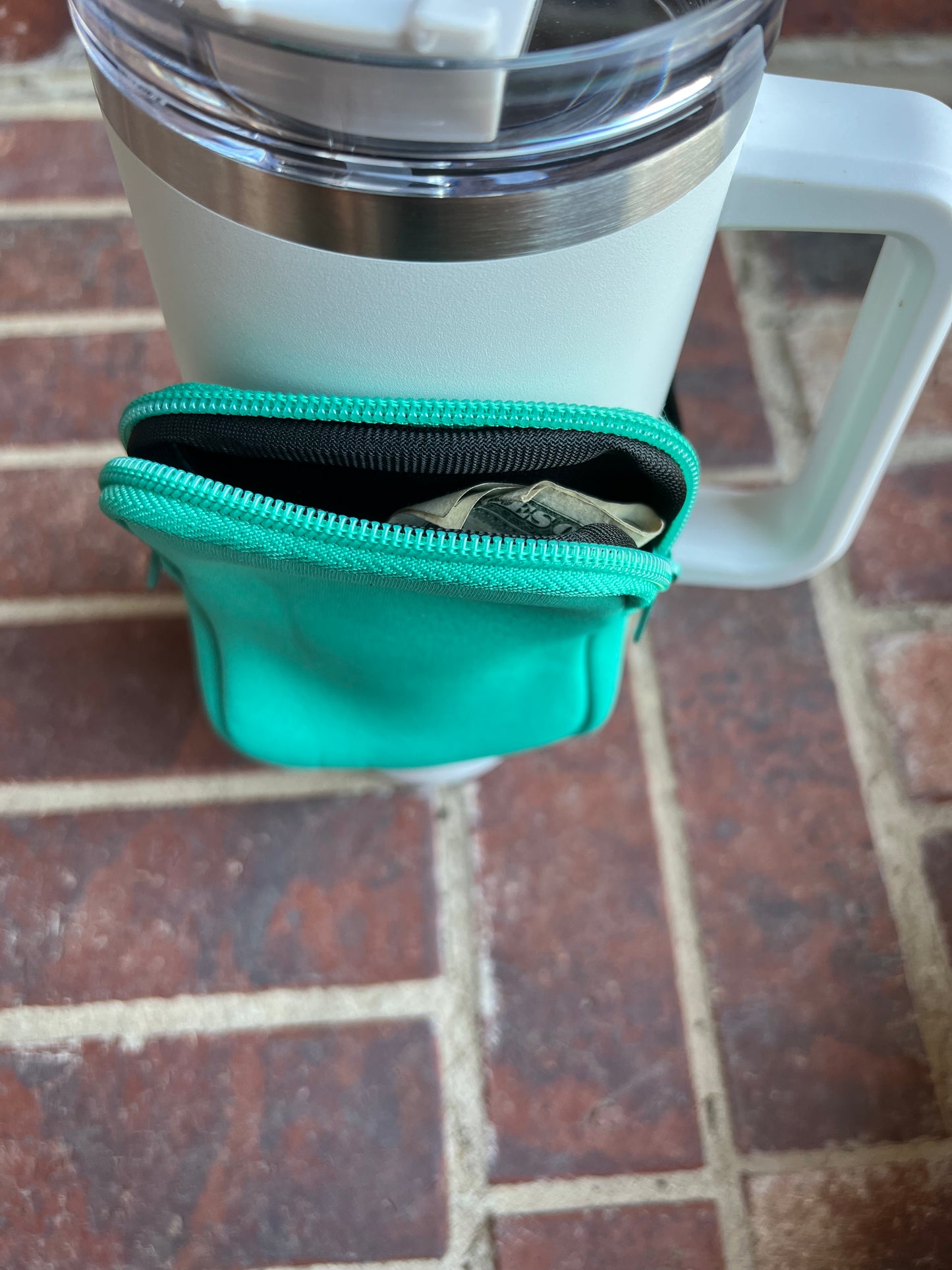 Cup Fanny